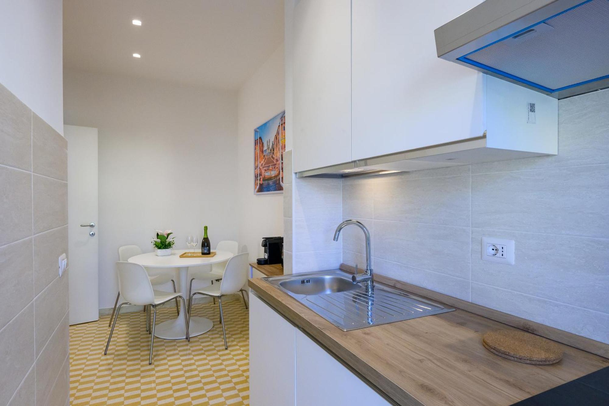 Luxury Suite-Metro Malatesta Ρώμη Εξωτερικό φωτογραφία