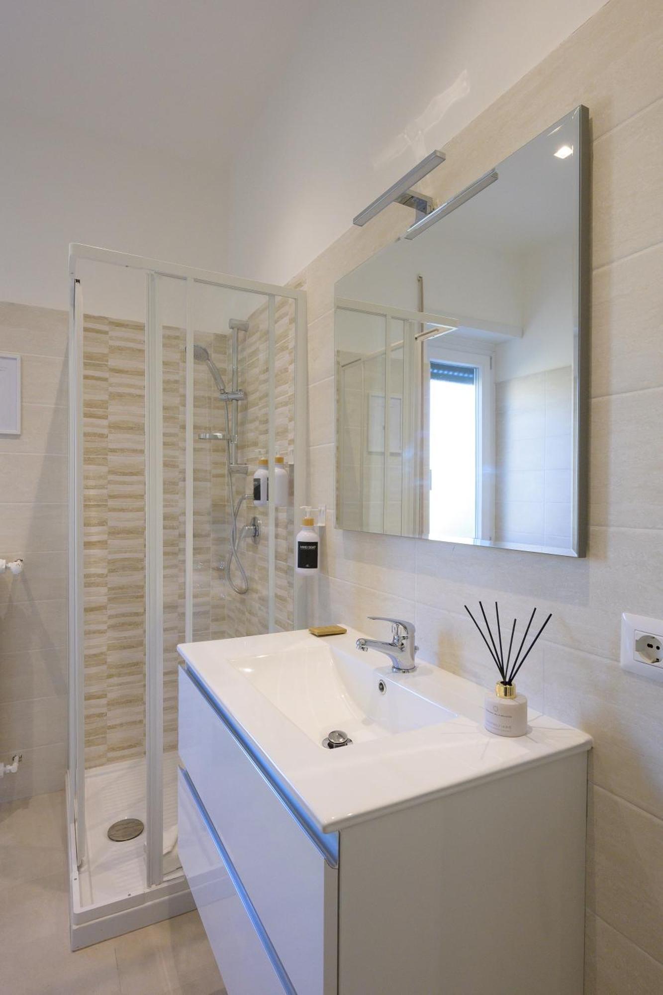 Luxury Suite-Metro Malatesta Ρώμη Εξωτερικό φωτογραφία